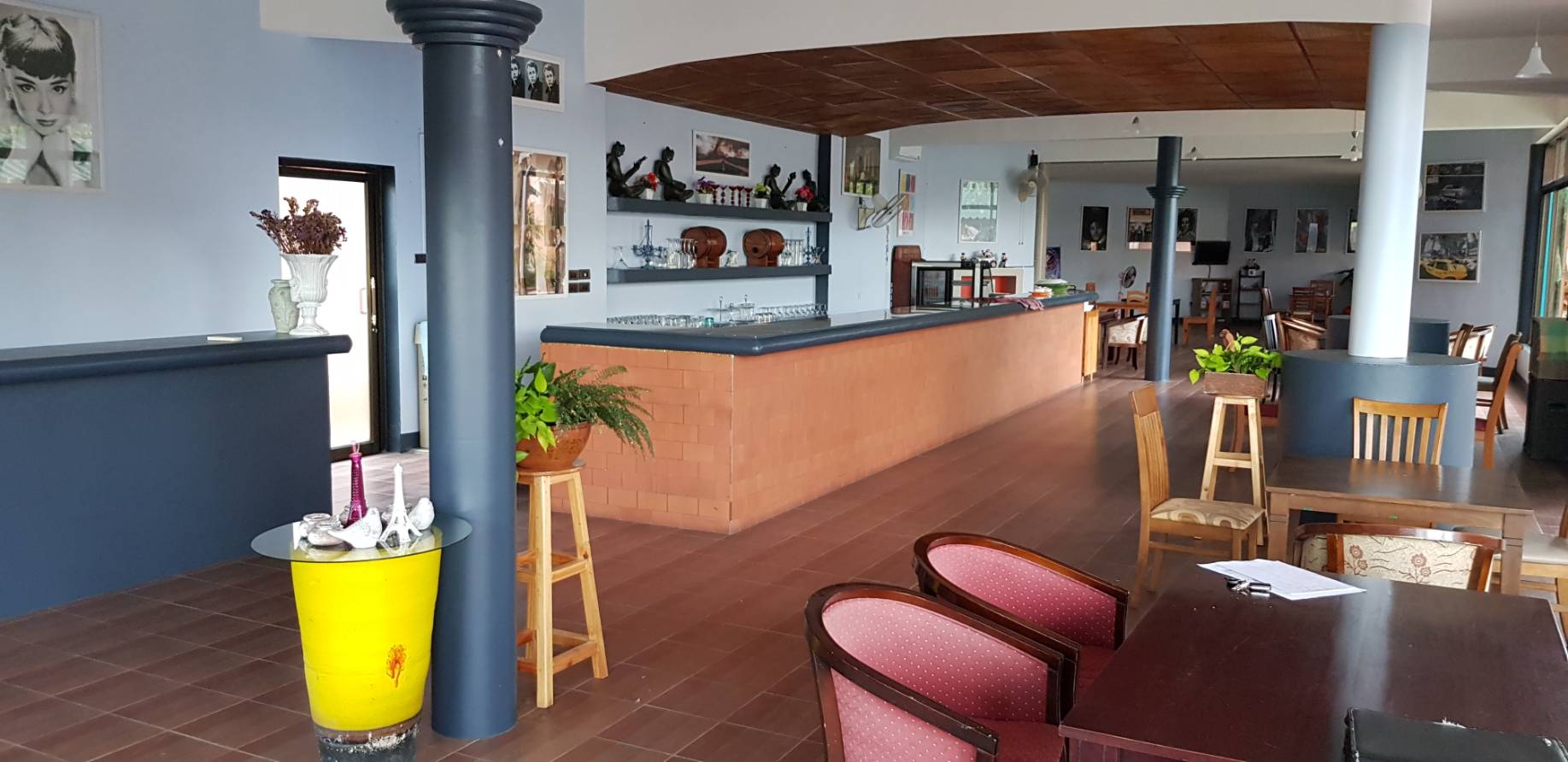 RESORT & RESTAURANT FOR LEASE 100% BIZPAYE