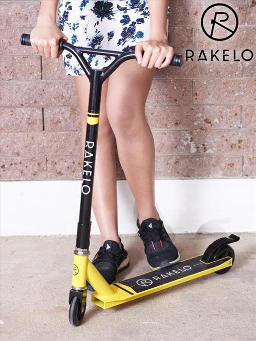RAKELO Stunt Scooter