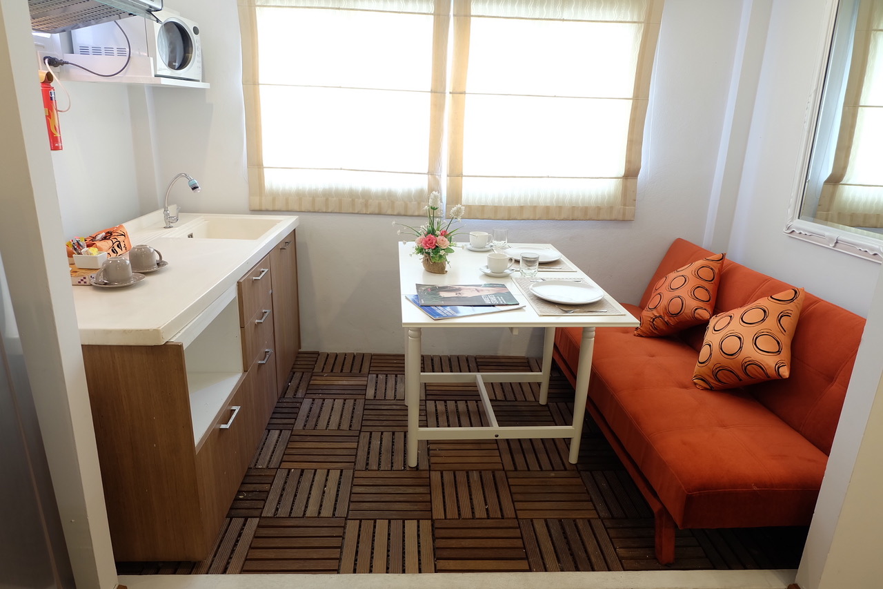 LUXURY SERVICED APARTMENT - SUKHUMVIT 43 BANGKOK FOR RENT LONG LEASE 50% BIZPAYE 