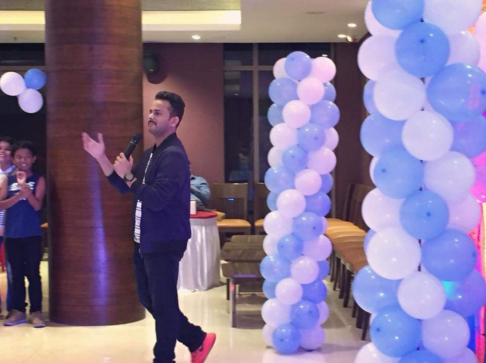 ANCHOR, ACTOR, GAME SHOW HOST/ ENTERTAINER  ON 100% BIZPAYE TRS