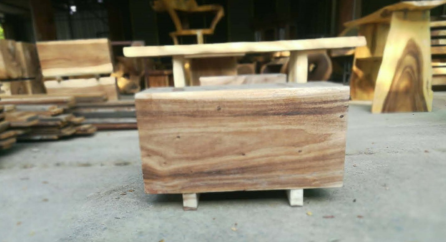 Rung Niran Mai Ruen Kao Shop