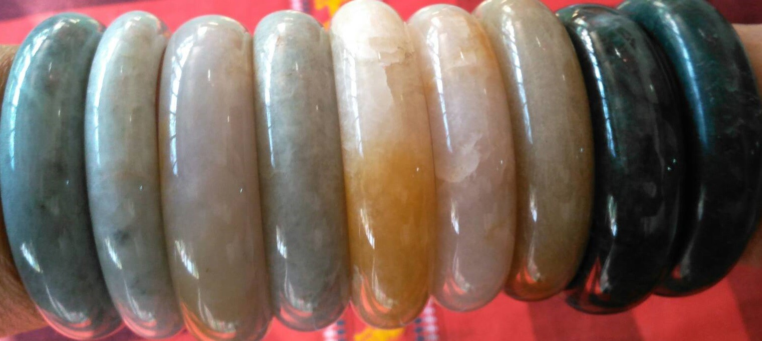 Genuine Jade Bracelets, price 2,000 กำไลหยก