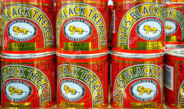 Lyle's Black Treacle 454g.