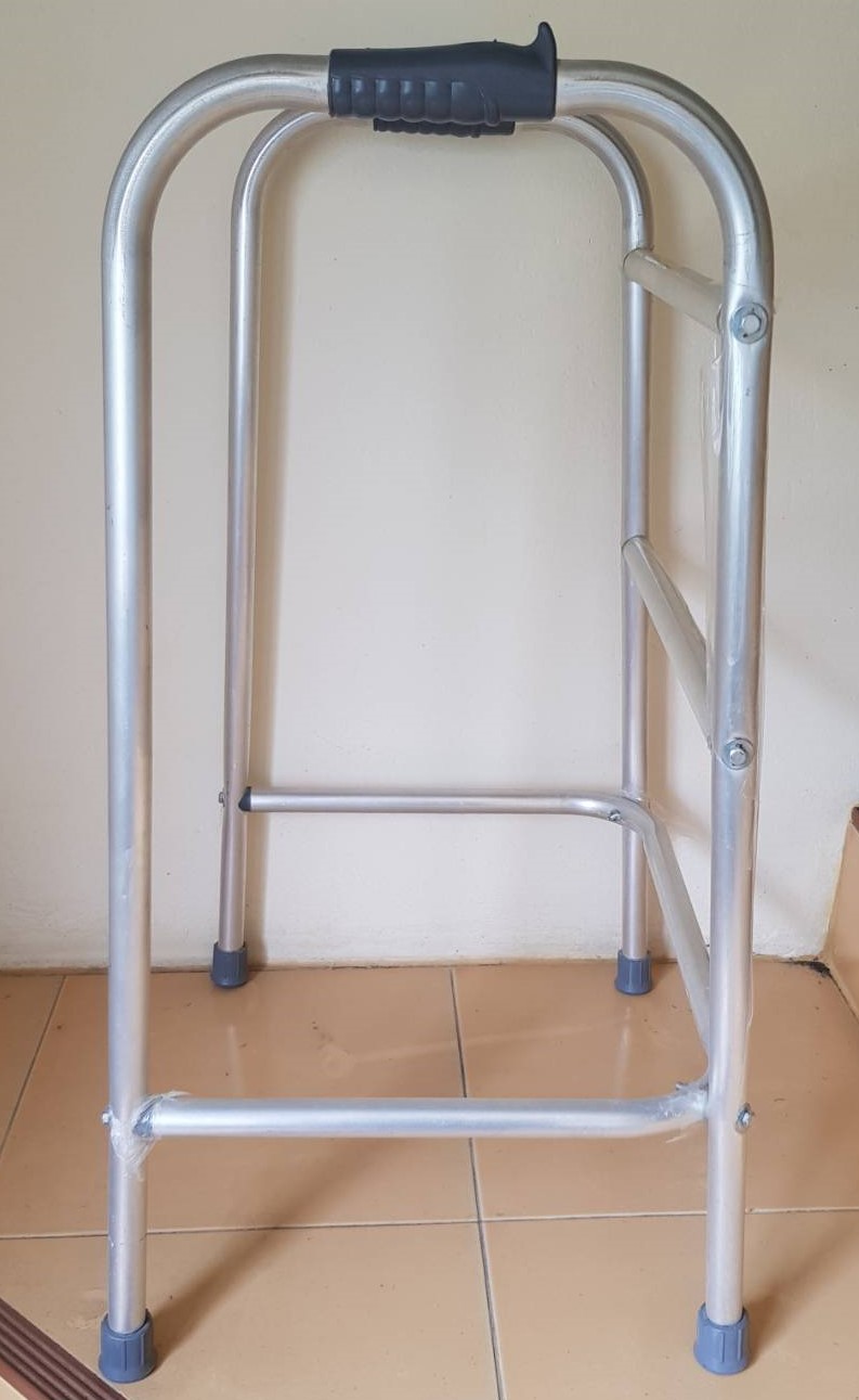 NEW - LITE WEIGHT WALKING FRAME 