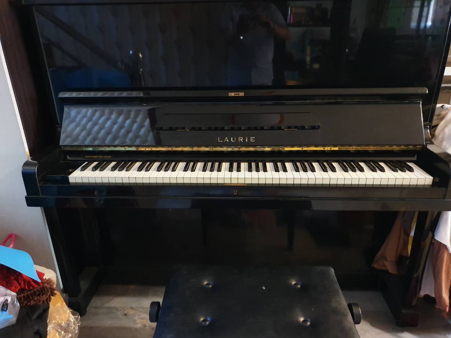 Laurie Piano เปียโน