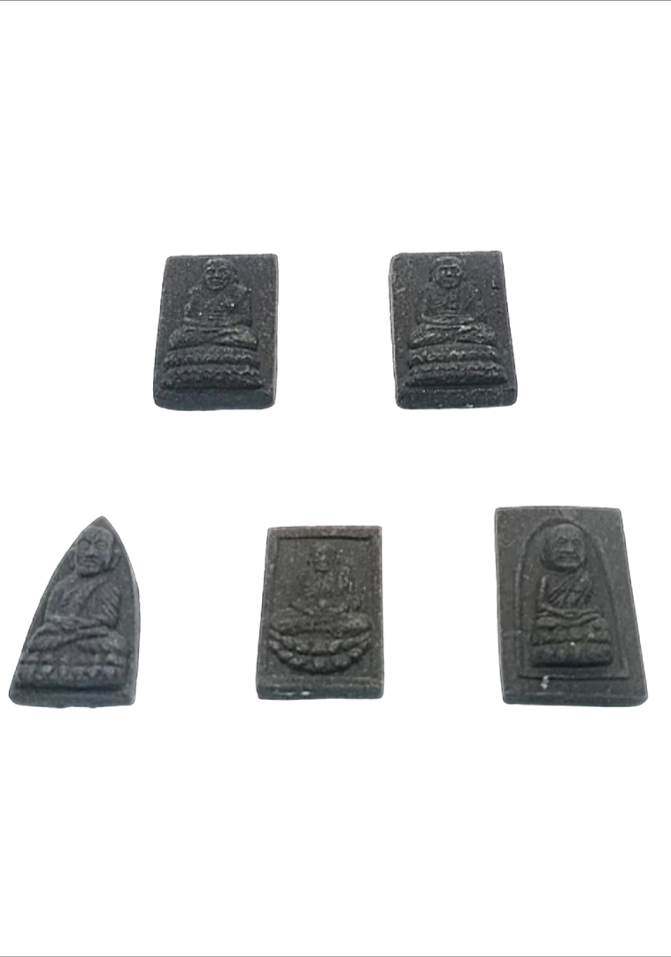 หลวงปู่ทวด เหยียบน้ำทะเลจืด  พระชุดเบญจมหาโชค  อยู่ดี มีสุข ค้าขายดี เริญ รุ่งเรือง โชคลาภทุกงวด !!! 