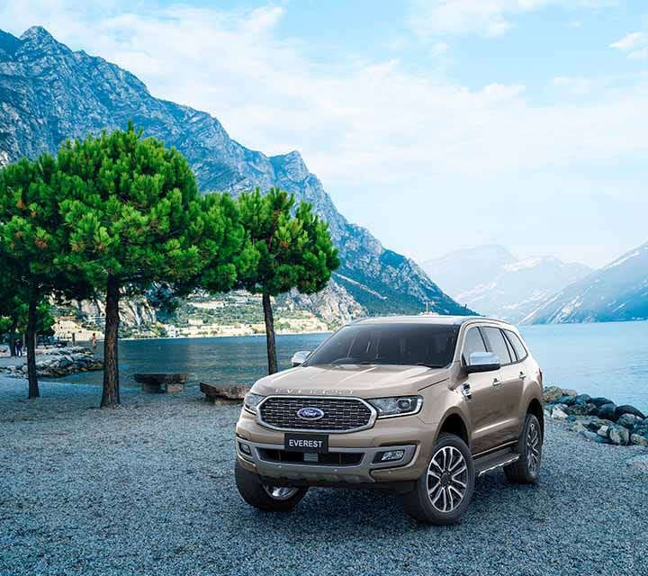 Ford Everest Titanium 4x2 AT