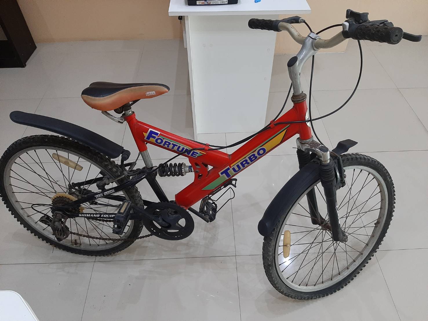 24 Inch Ladies Size Mountain Bike 7-Speed Turbo Brand จักรยานภูเขา สำหรับผู้หญิง มือ2